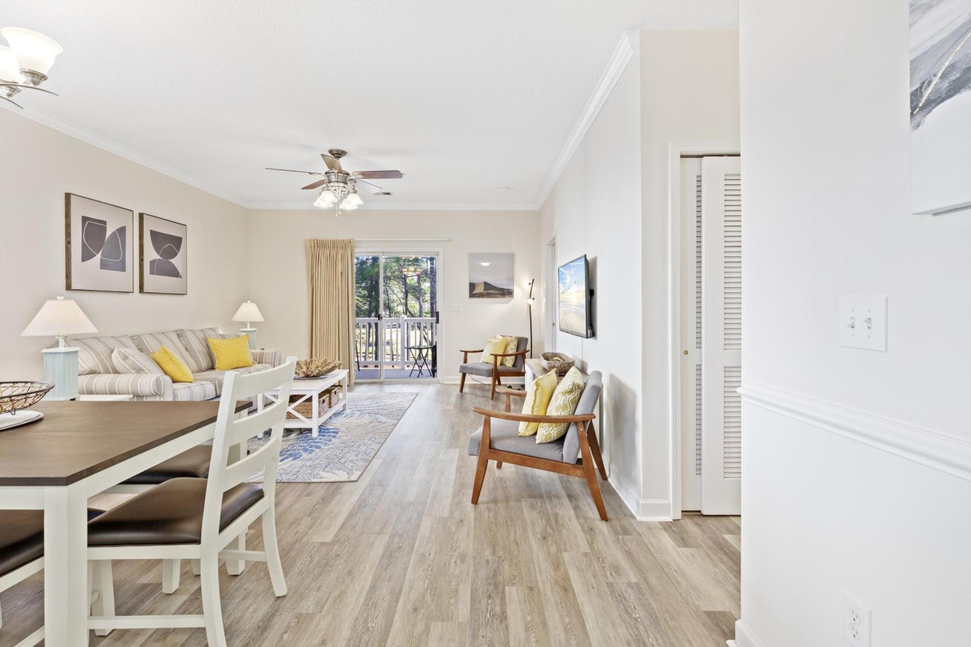 Yellow Daisy & Beach Escape North Myrtle Beach Exterior photo